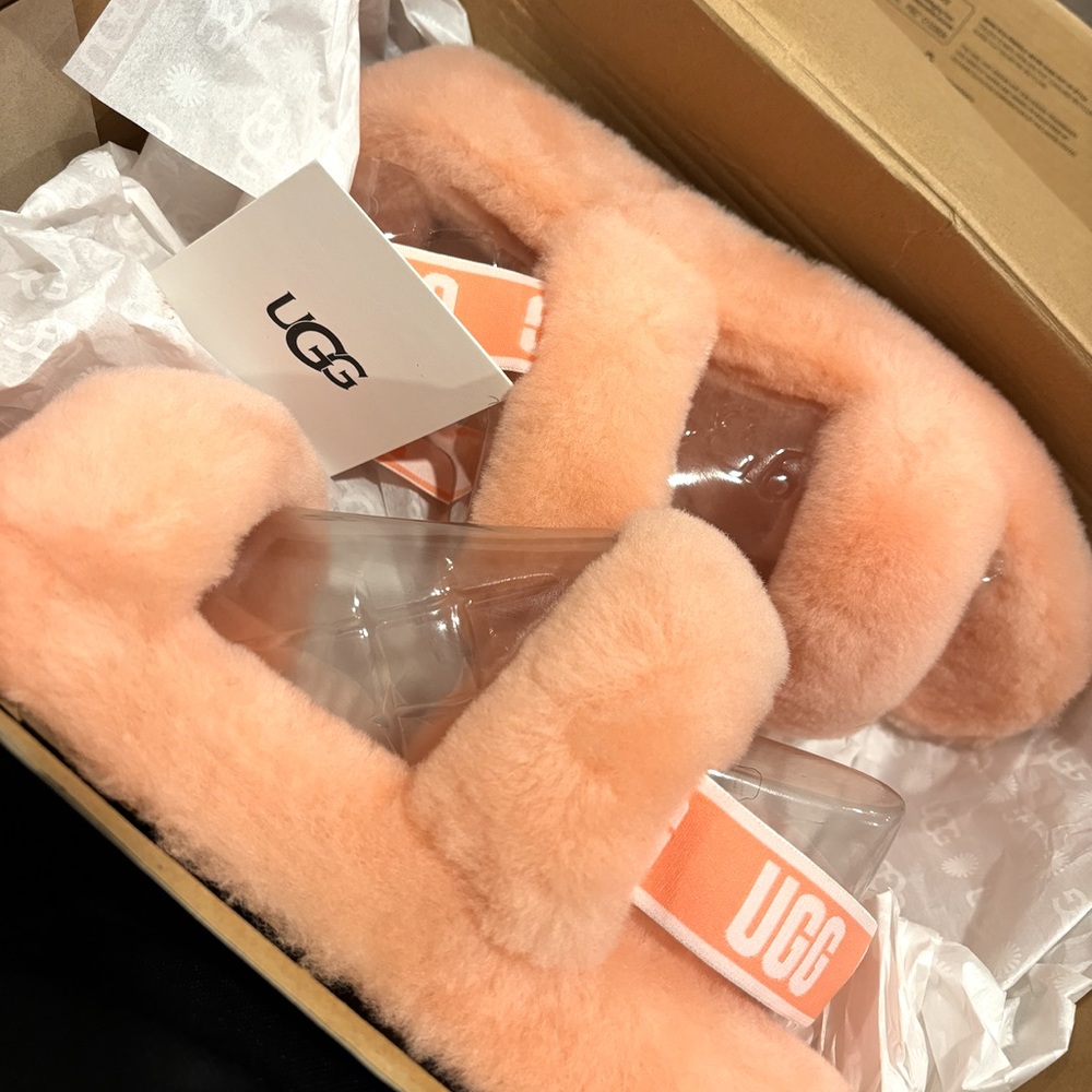 UGG Soft Coral Fluffy Slippers - Picture 5 of 9